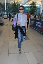 Jacqueline Fernandez snapped at airport on 12th Dec 2015
